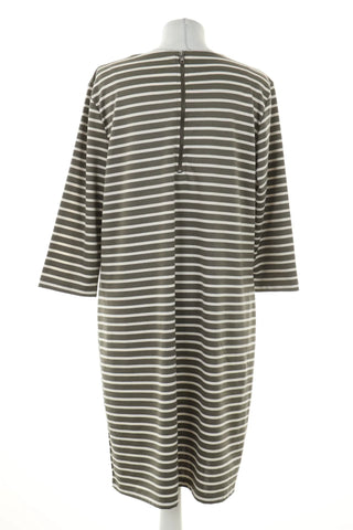 Kleid mit Streifen
