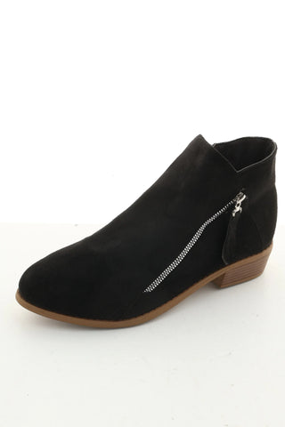 Schwarze Stiefeletten