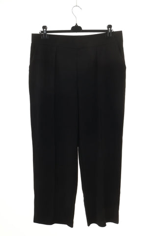 Schwarze Hose