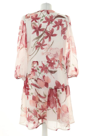 Weißes Kleid Blumen