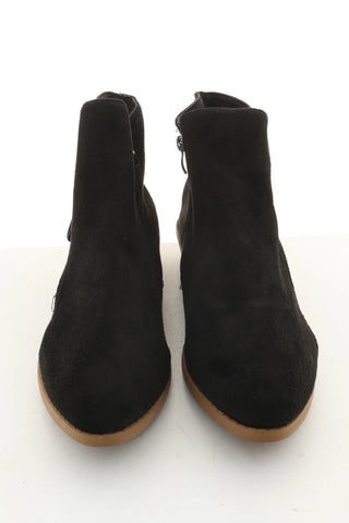 Schwarze Stiefeletten