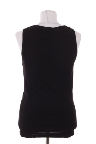 Schwarzes T-Shirt