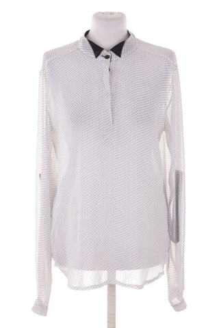 Gepunktete Bluse