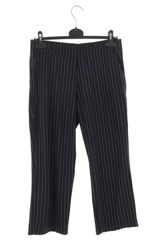 Schwarze Hose mit Streifen