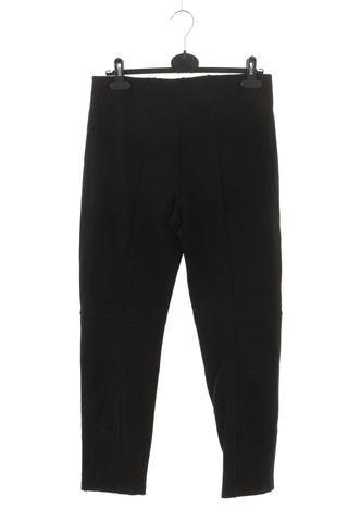 Schwarze Hose