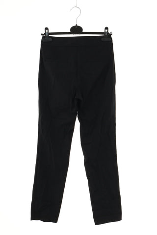 Schwarze Hose