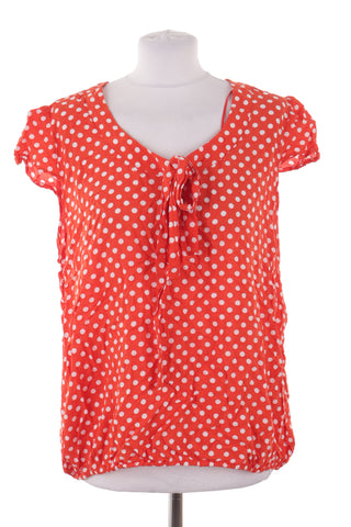 Gepunktete Bluse