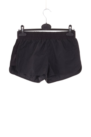 Schwarze Shorts