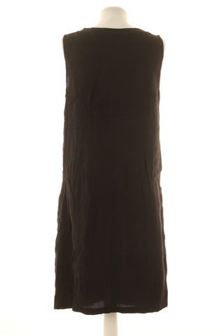 Schwarzes Kleid