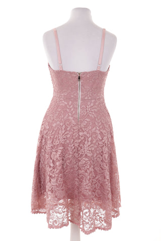 Spitzenkleid