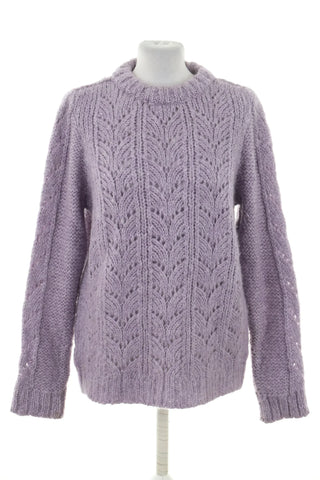 Brombeerfarbener Pullover