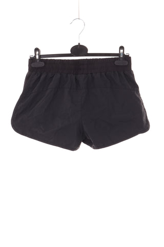 Schwarze Shorts
