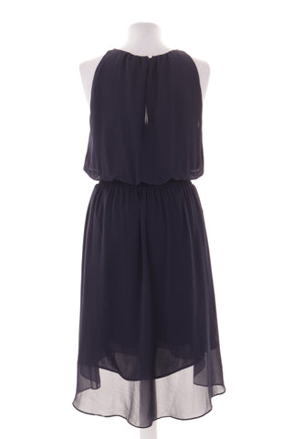 Dunkelblaues Kleid