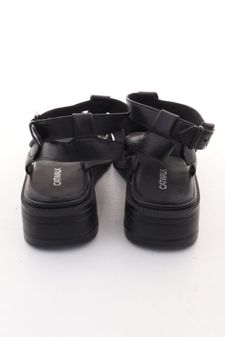 Schwarze Sandalen