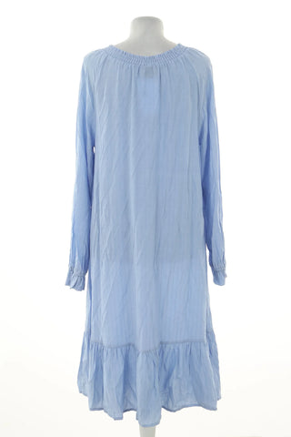 Blaues Kleid