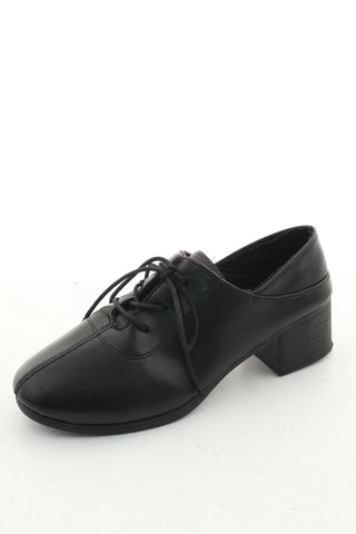 Schwarze Schuhe