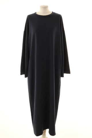 Dunkelblaues Kleid