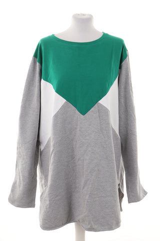 Grau-grüner Pullover