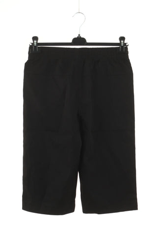 Schwarze Shorts