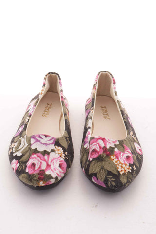 Buty w kwiaty