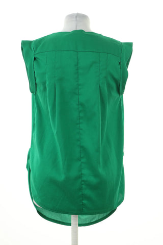 Grünes Top