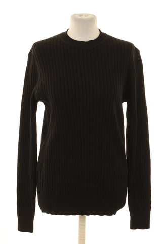 Schwarzer Pullover