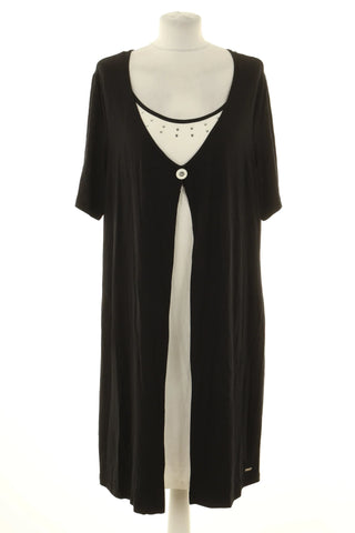 Schwarz-weißes Kleid