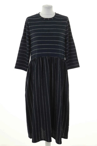 Kleid mit Streifen