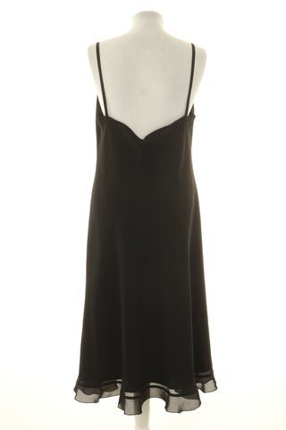 Schwarzes Kleid