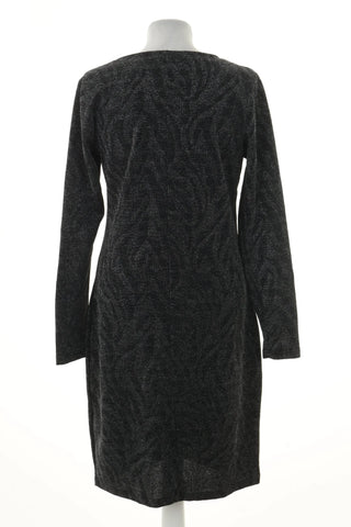 Glänzendes Kleid