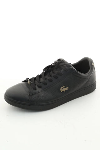 Schwarze Lederschuhe