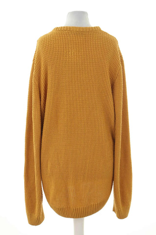 Gelber Pullover