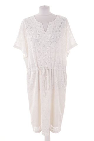 Weißes Kleid
