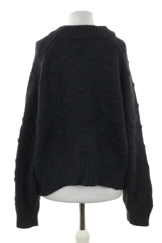 Dunkelblauer Pullover
