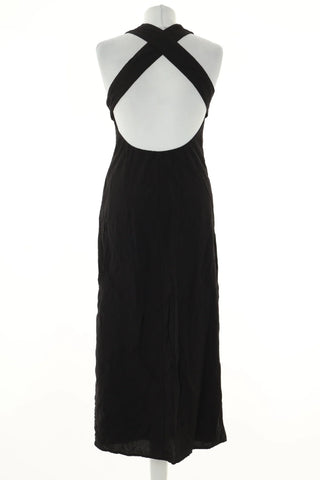Schwarzes Kleid