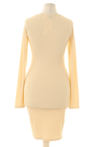 Beiges Kleid