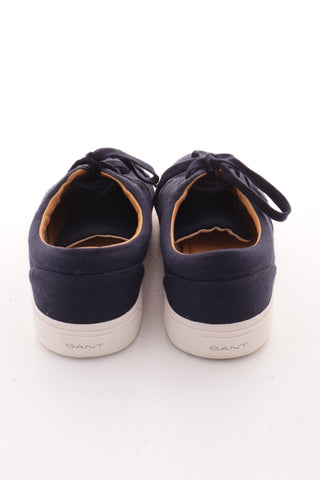 Marineblaue Schuhe