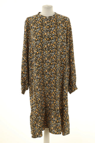 Kleid mit Blumenmuster