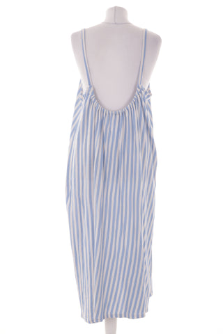 Gestreiftes Kleid
