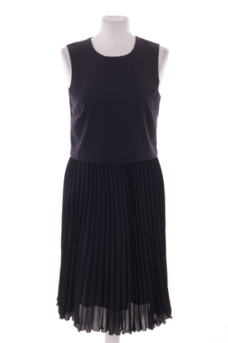 Dunkelblaues Kleid