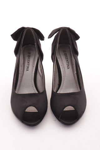 Schwarze Schuhe