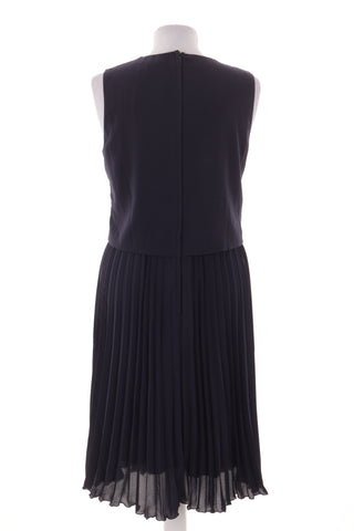 Dunkelblaues Kleid