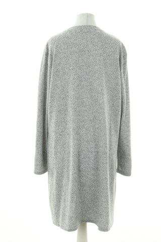 Graues Kleid