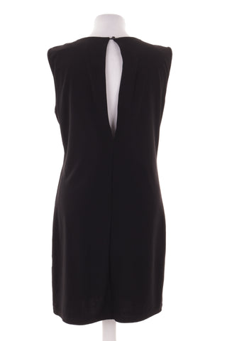 Schwarzes Kleid