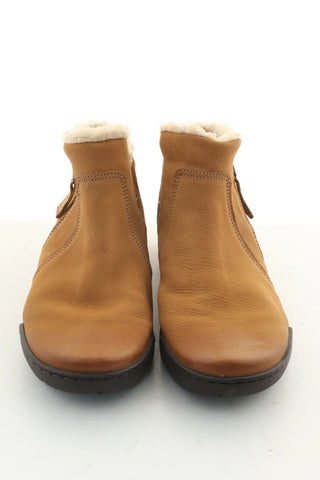 Braune Lederschuhe