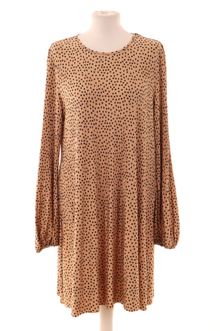 Kleid mit Punkten