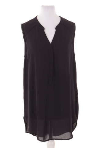 Schwarzes Top