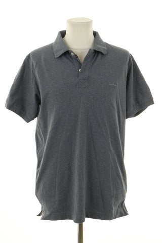 Blaues T-Shirt