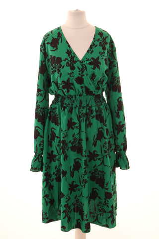 Kleid mit Blumenmuster
