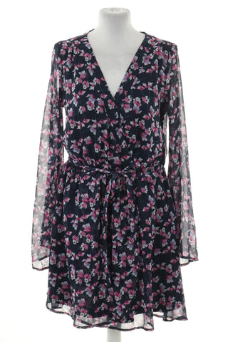 Kleid mit Blumenmuster